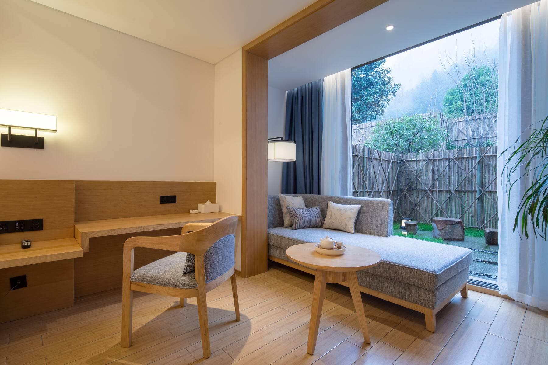 Howard Johnson Huashuiwan Hot Springs Resort Τσενγκντού Εξωτερικό φωτογραφία