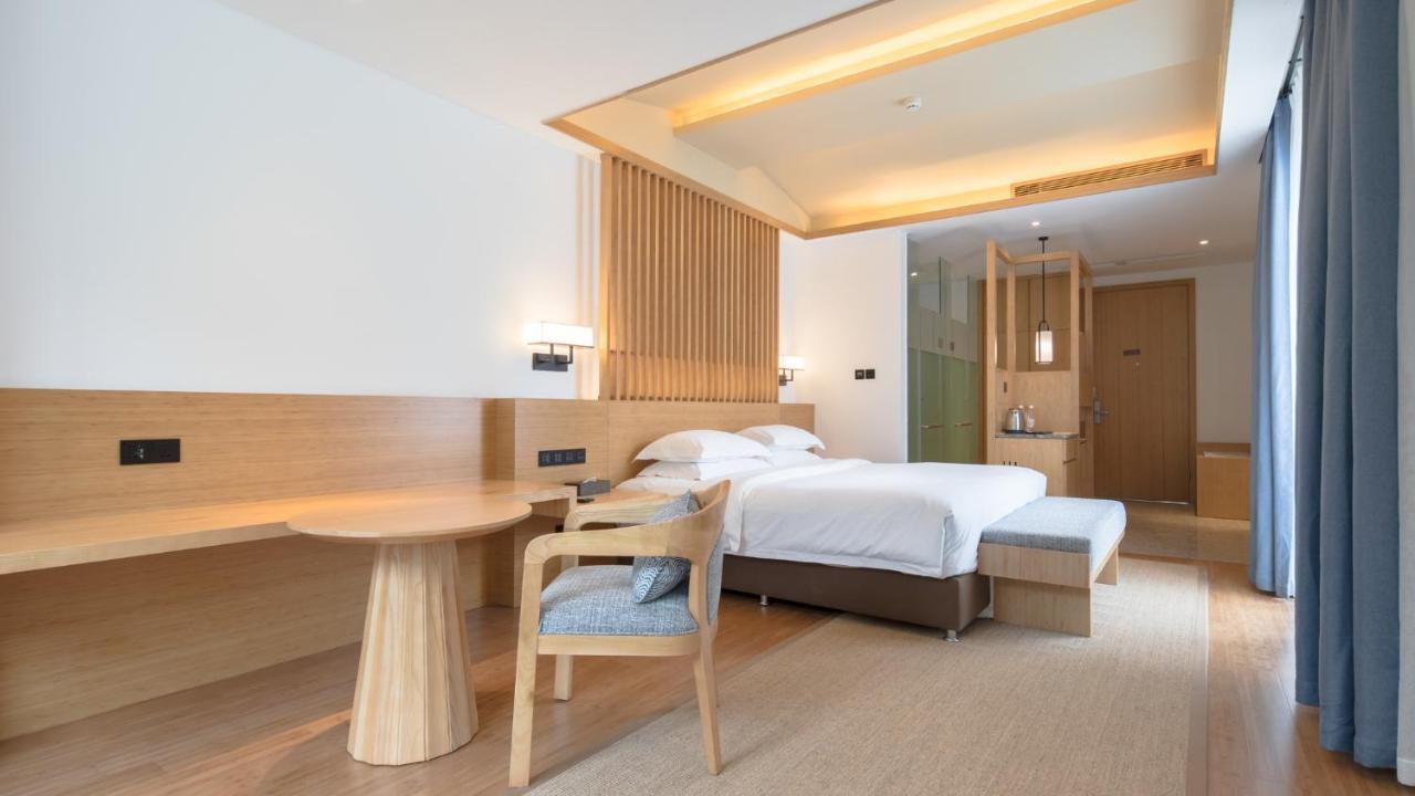 Howard Johnson Huashuiwan Hot Springs Resort Τσενγκντού Εξωτερικό φωτογραφία
